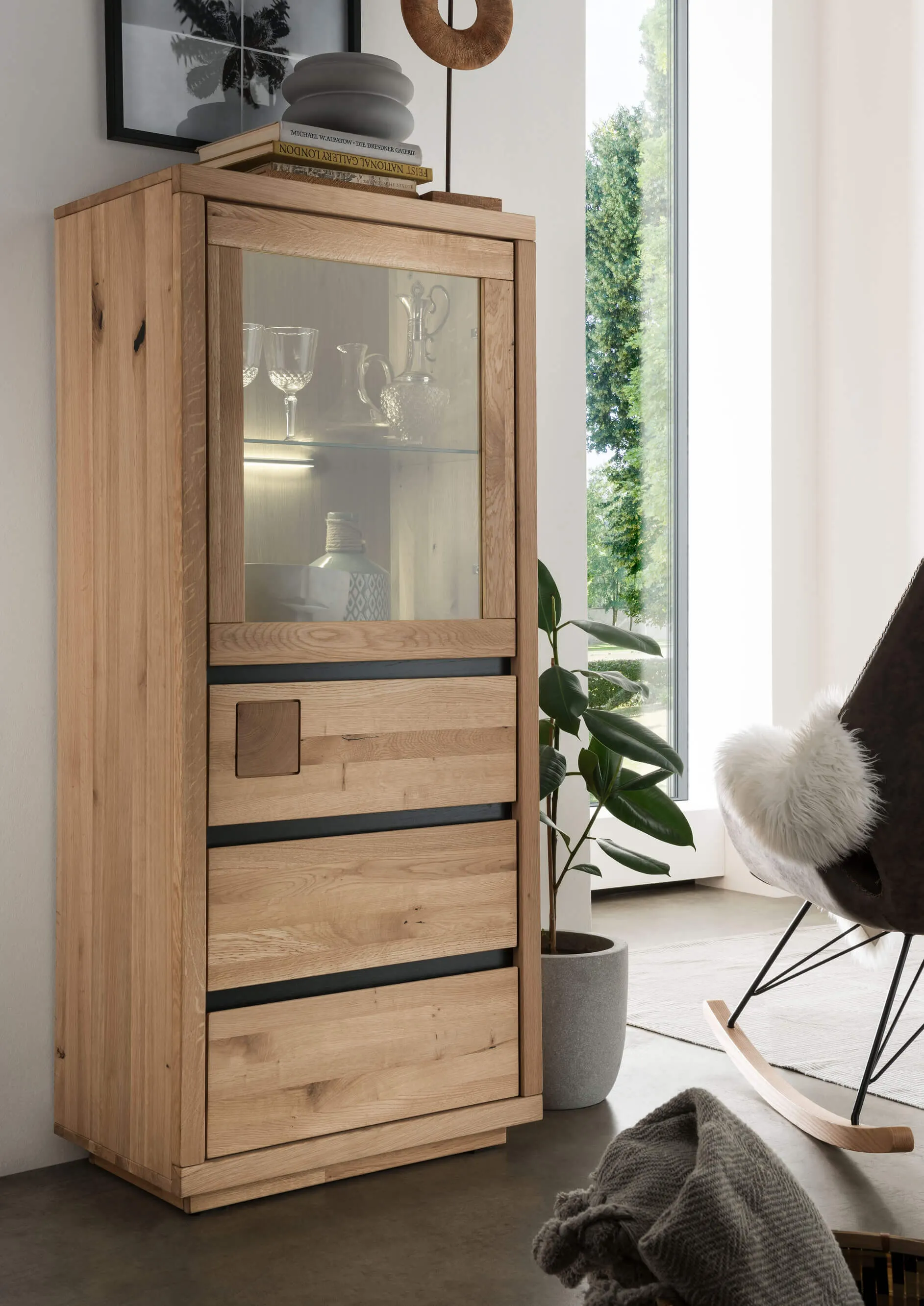 Kredens dębowy z przeszkleniem HALLOW 65x148 z 3 szufladami - GK_1031595601