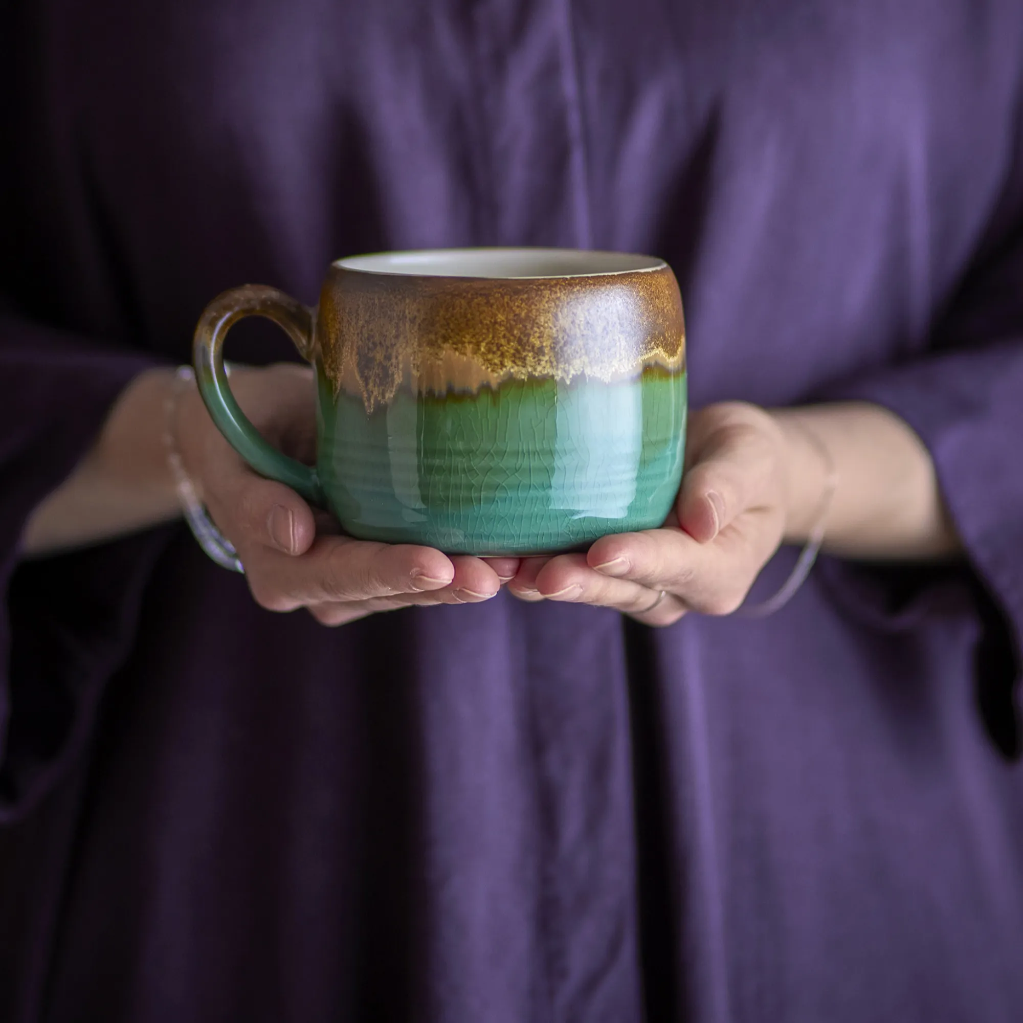  ceramiczny kubek, kubek, glazing, zielony glaze, ręcznie robiony