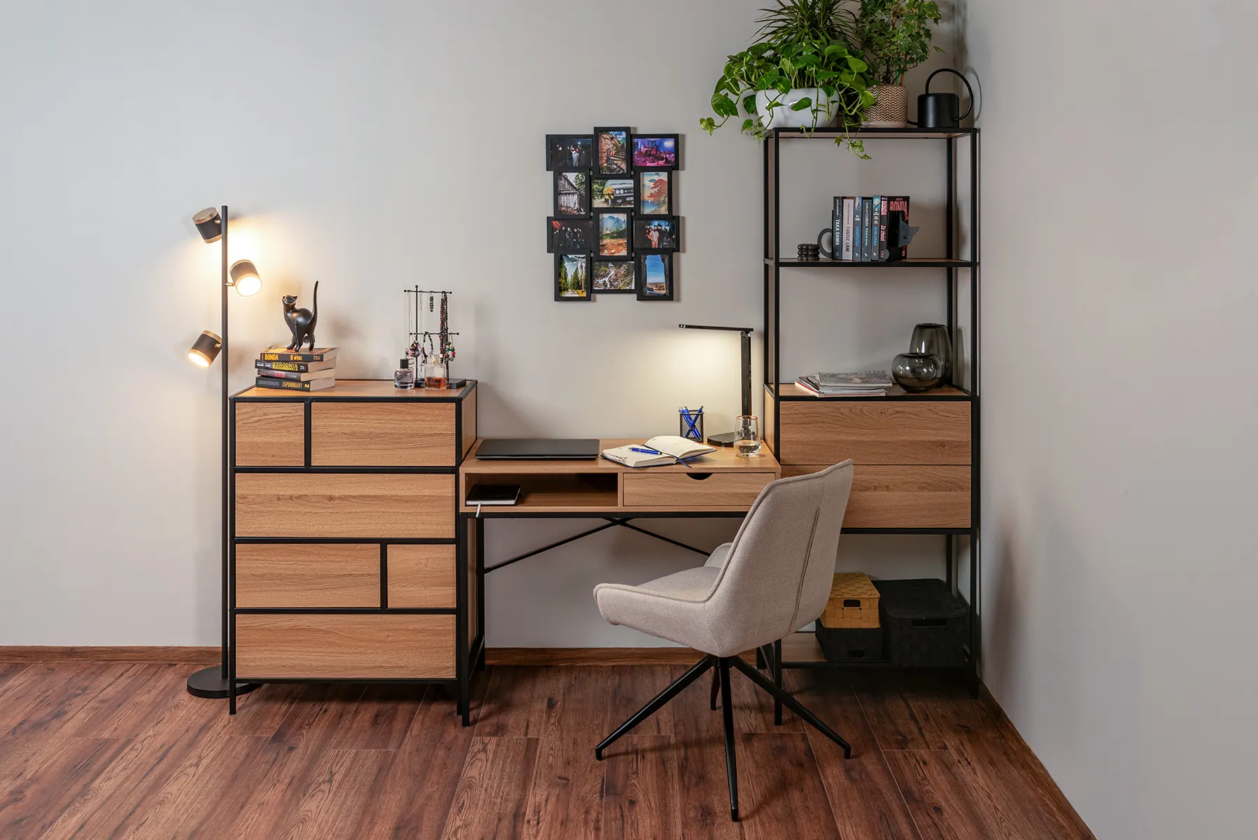 BIURKO B-027 DĄB/CZARNY - B027DC