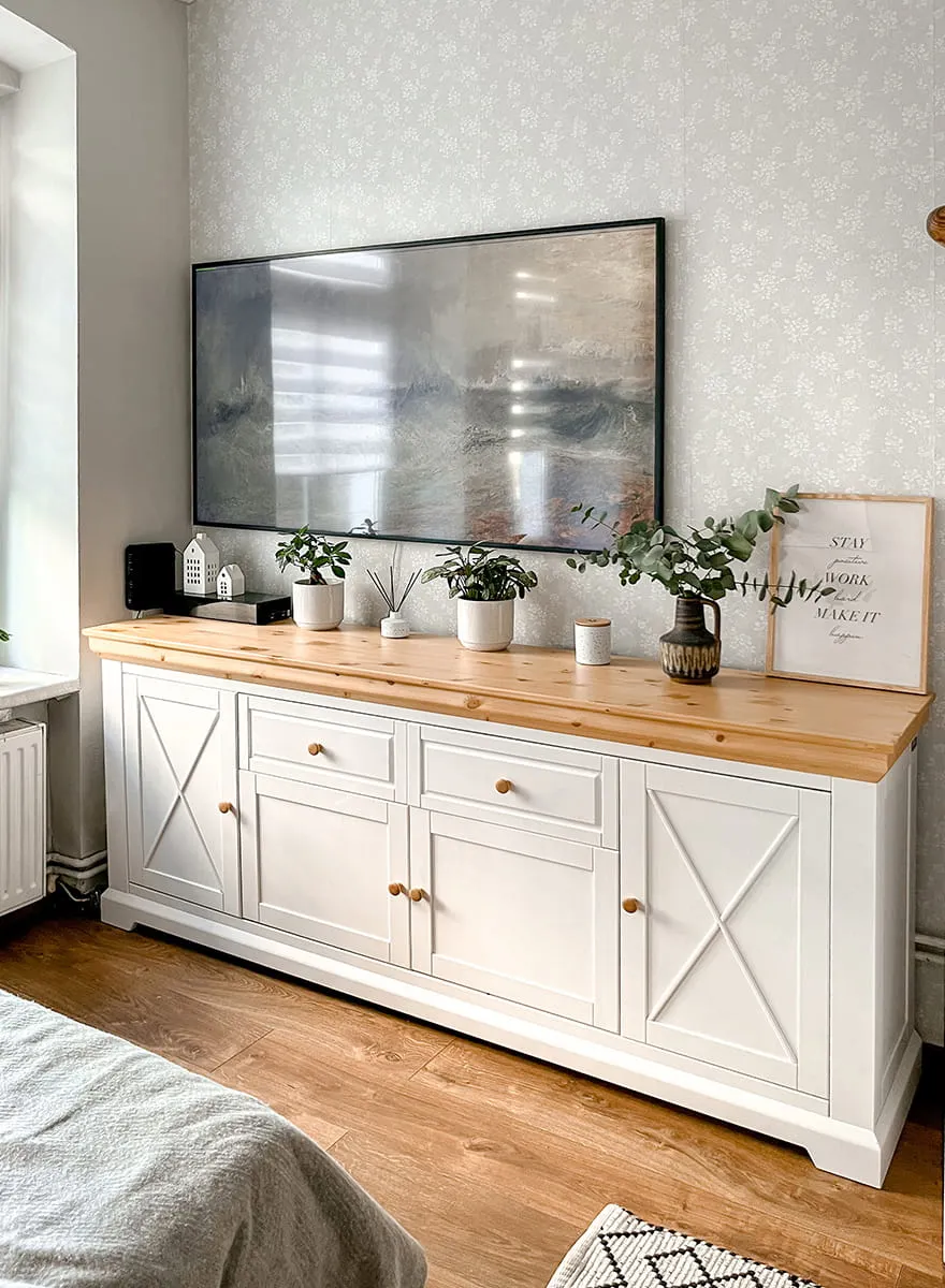 Komoda MARONE ELITE 4-drzwiowa z 2 szufladami- biały, złocisty - PLMEL05