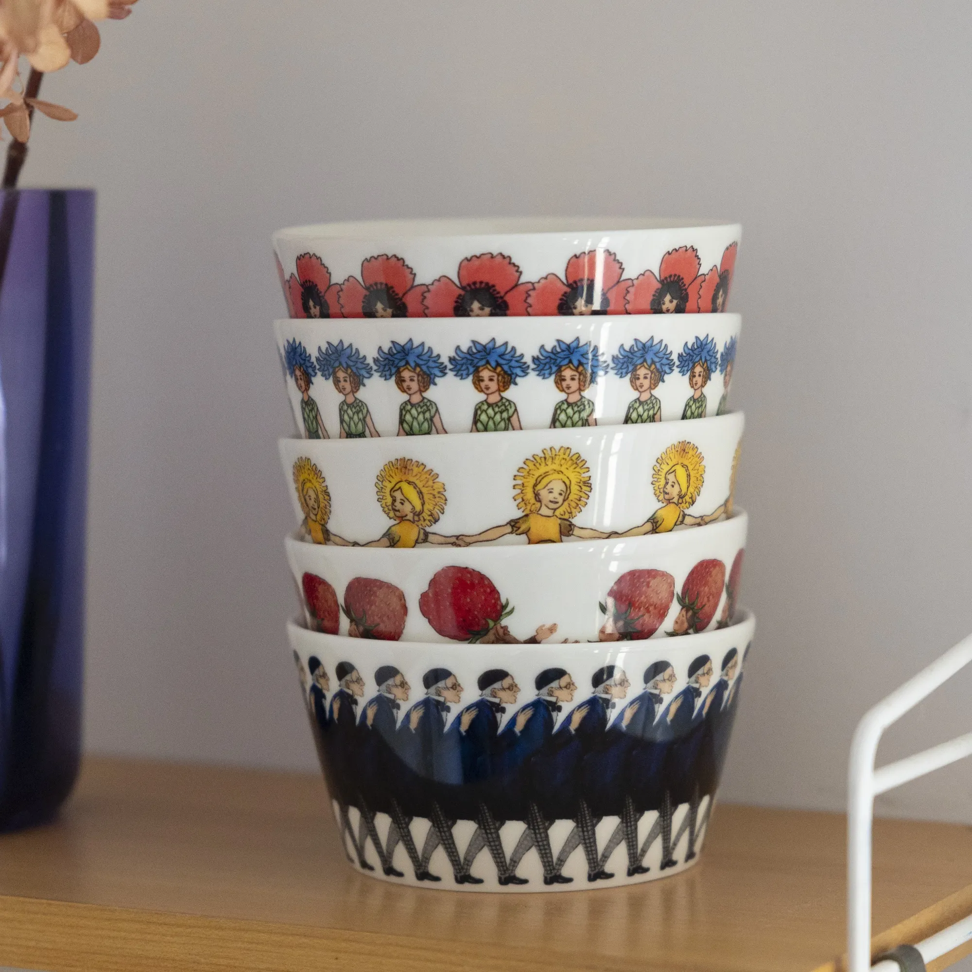 miski, porcelana, kolorowe, wzory, stożkowe