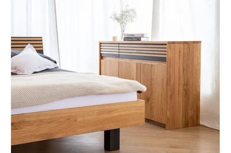 Komoda dębowa 3-drzwiowa z szufladami RAVELLO, Dąb olejowany - ZIRAVK01